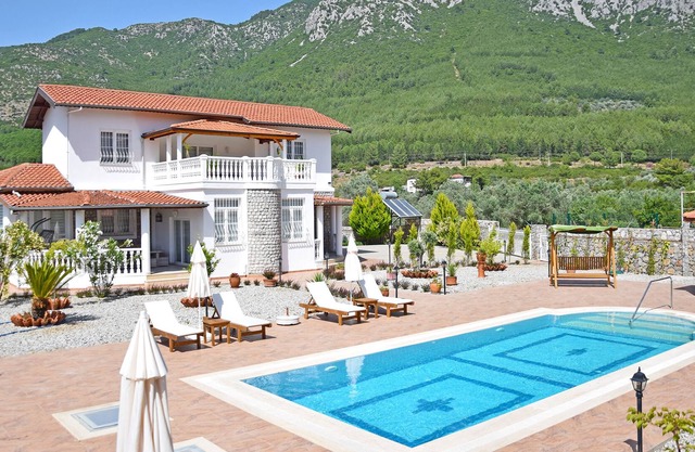 Luxury Villa Estelle