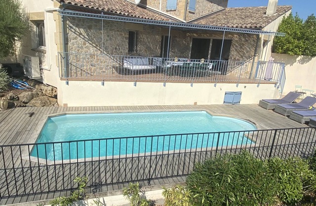 Luxury villa for eight with pool, air conditioning and amazing views!