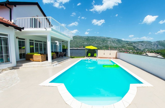 Luxury Villa Horizon