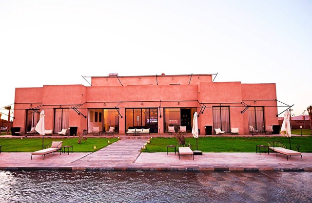 Luxury Villa in Marrakech with Pool, Jacuzzi, and Atlas Mountain Views