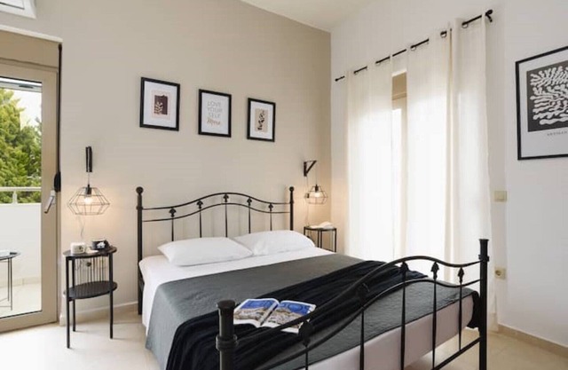 Luxury Villa Marilena Mare Seaside 1' From the sea