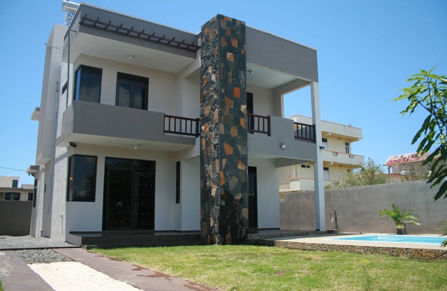 Luxury villa with 4 bedroom all en-suite and private swimming pool, with seaview