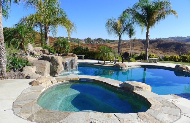 Luxury Vineyard Estate on Deportola Wine Trail - Mountain & Vineyard View