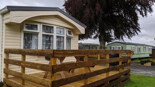 Lyndhurst Corner 72