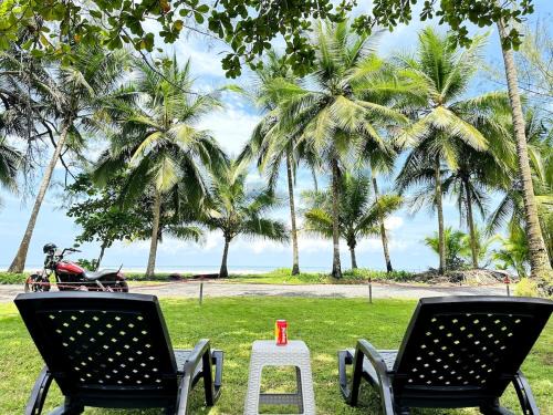 Lynn de Mar Azul, Beachfront