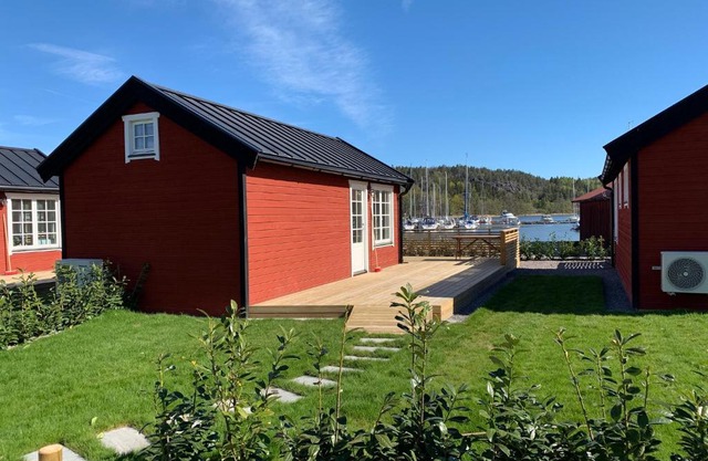 Lyxiga stugor med sjöutsikt