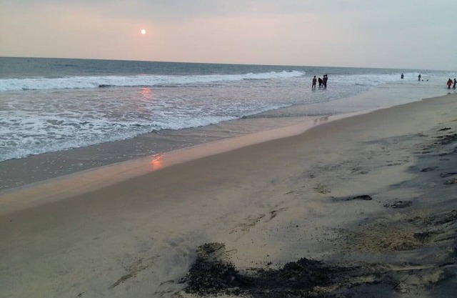 M R Beach & Cottages - 2