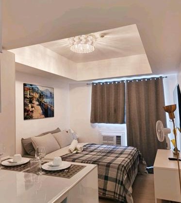 M&R Condotel Azure North