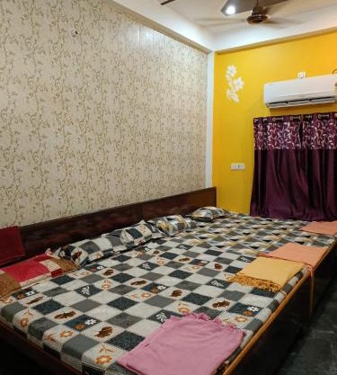 Maa janki guest house