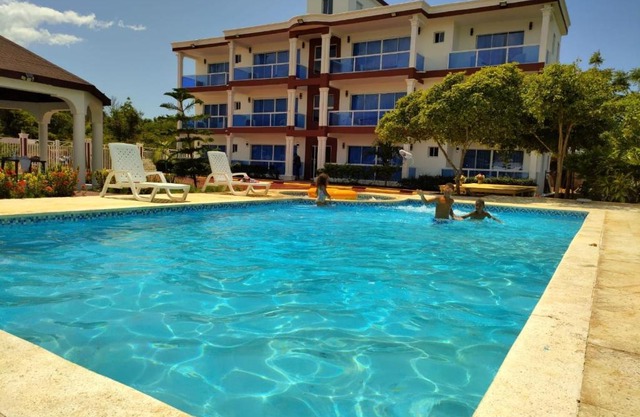Madome Aparta Hotel