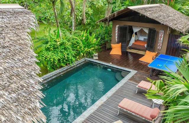 Magical 3 bedroom villa with private pool and beach access