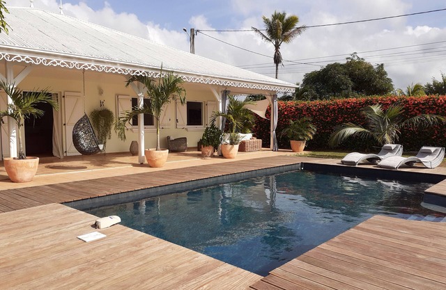 Magnificent Creole villa in the center of Martinique