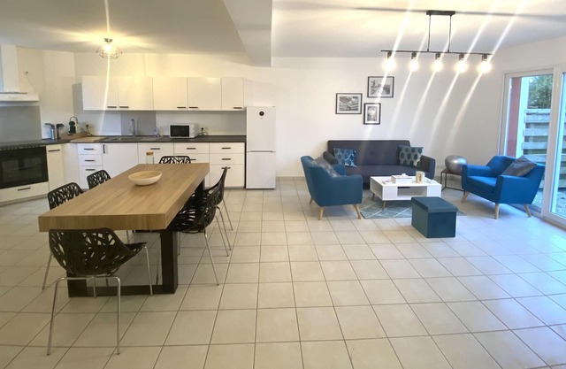 Magnificent F3 house equipped 5min from the beach