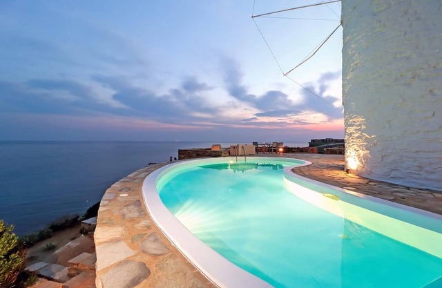 Magnificent Kea Villa | Villa Faros | 5 Bedrooms | Direct Access to Sea |.