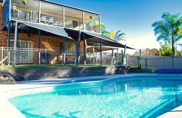 Magnificent Lakeview House - Long Jetty