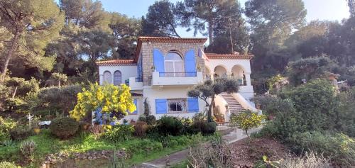 Magnifique "Gite de la Garoupe" au Cap d'Antibes à 300m des plages