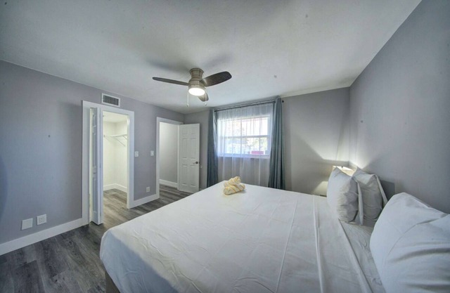 Mahalo Waterfront 2 BR Apartment