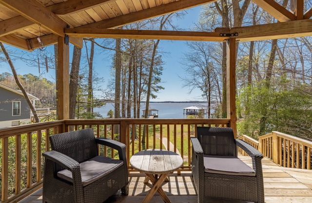 💥MAIN LAKE Cove💥 Flat Lot w/SANDY BEACH, Firepit!🥇