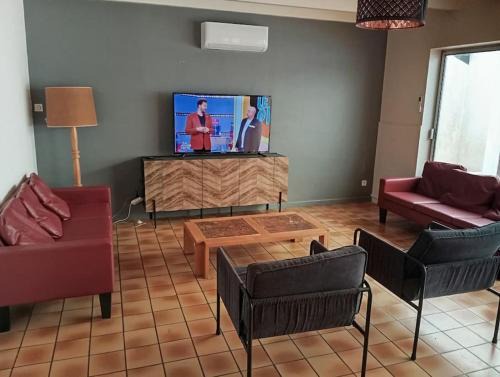 Maison 3 lits jardinet Montguyon lac et plage a 5 mn