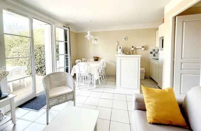 Maison 6 Personnes, VUE Golf, Calme, Acces Piscines Gratuit
