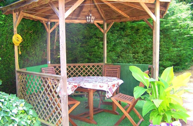 Maison accueillante à La Chapelle-aux-Choux avec jardin spacieux 70 m²