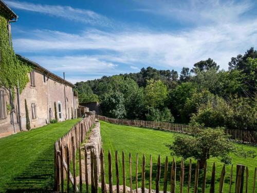 Maison accueillante à Laure-Minervois avec jardin