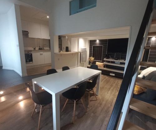 Maison au calme avec jardin et grande terrasse