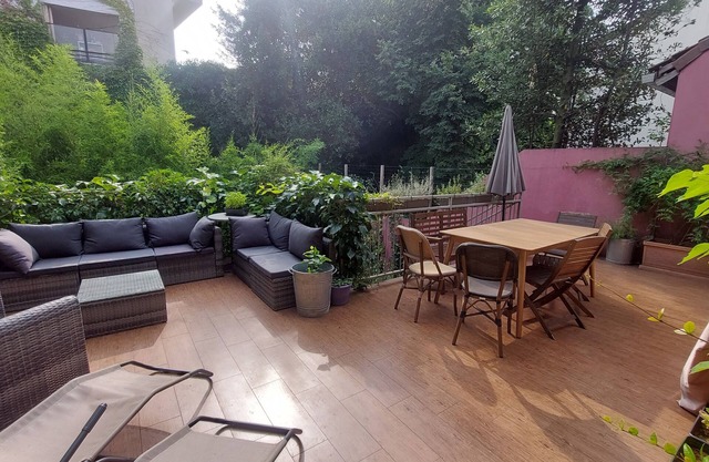 Maison Avec Terrasse et Jardin à 5 mn du Métro Hoche
