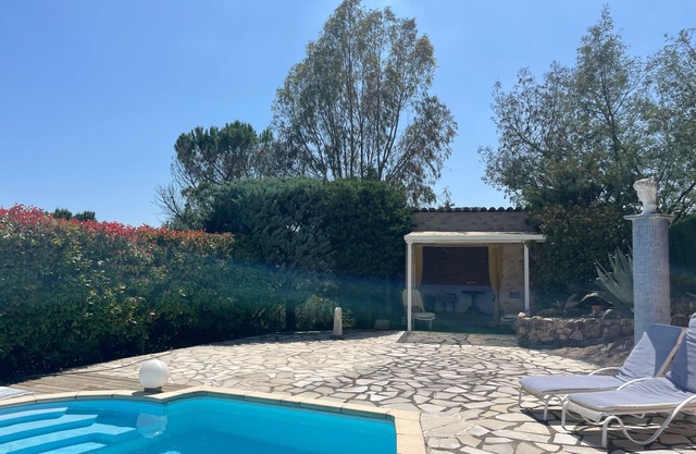 Maison Avec Piscine en Esterel Proche du lac