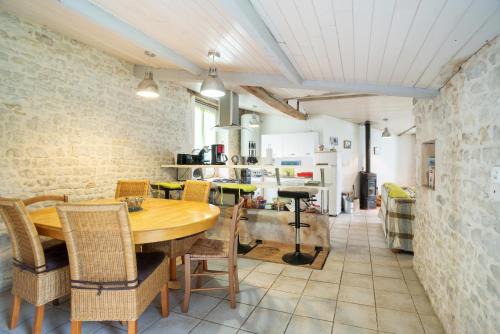 Maison charmante à La Bretonnière-la-Claye avec jardin clos