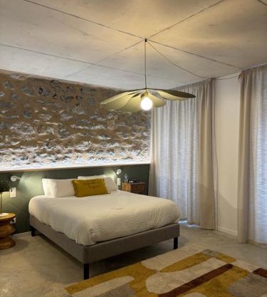 Maison des Cassiers By Les Fleurines