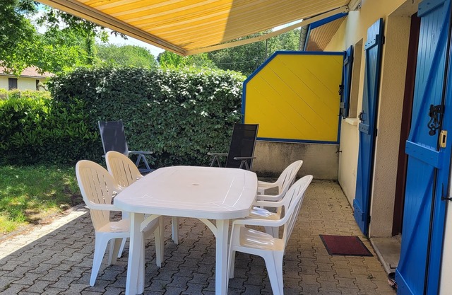 Maison Dans une Résidence Vacances Avec Piscine ,tennis,terrain de Basket