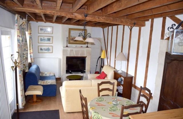 Maison de 2 chambres avec piscine partagee jardin clos et wifi a Saint Martin des Entrees