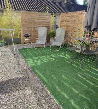 Maison de campagne avec grand parking privé -calme et sérénité