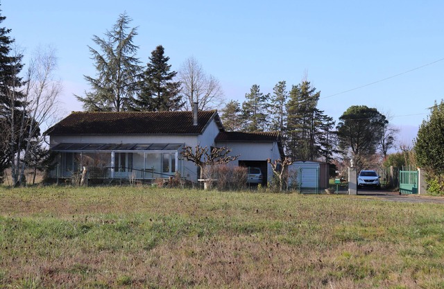Maison de Campagne, Calme et Tranquillité Dans le Gaillacois