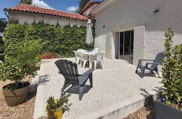 Maison de la Prairie – Peaceful countryside cottage with garden, nature & charm, near Aubeterre