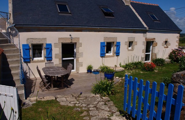 Maison de Pêcheur Vue sur mer , 300 m de la Plage, Proche Pointe du Raz