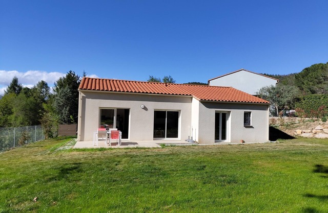 Maison de Vacances Plain Pied 6 Couchages -2 sdb - Jardin -vernet les Bains