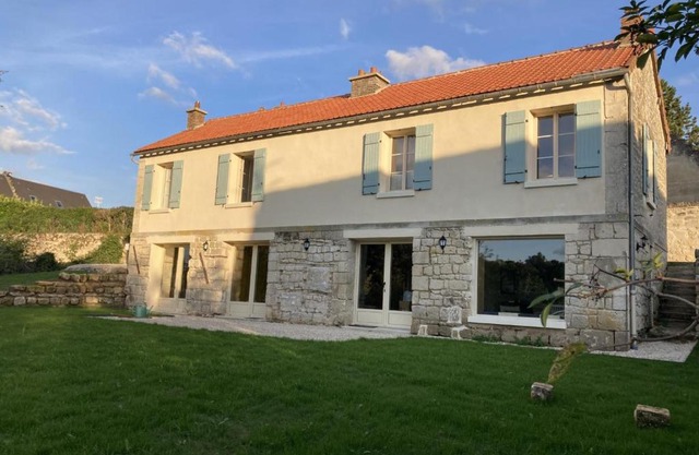 Maison de village charmante avec jardin et terrasse, proche de Soissons, idéale familles et animaux acceptés - FR-1-532-19
