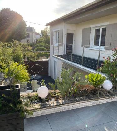Maison de ville, spacieuse et cosy