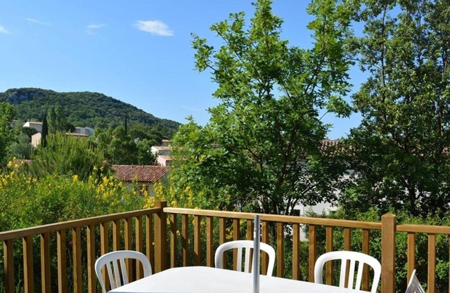 Maison duplex cosy 3 pièces, 6 pers. avec terrasse, parking, WIFI et animaux admis - Grospierres - FR-1-382-13