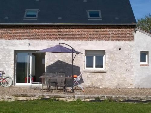 Maison familiale au cœur des châteaux avec terrasse, barbecue et parking privé - FR-1-491-393