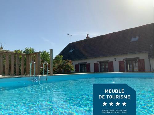Maison familiale Blois piscine et SPA