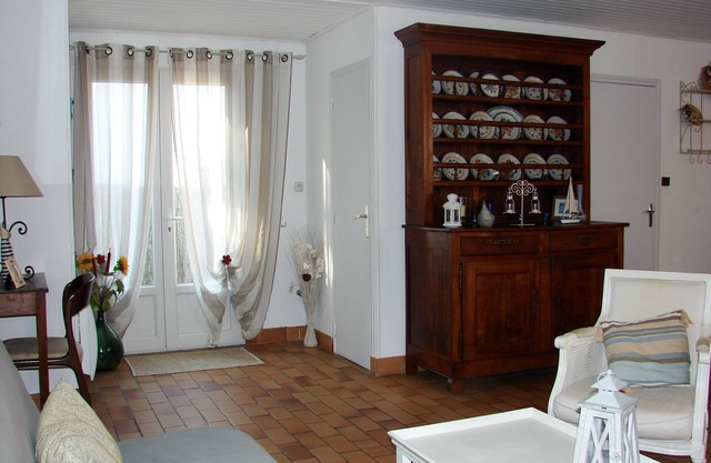 Maison Individuelle en Lisière de Bois