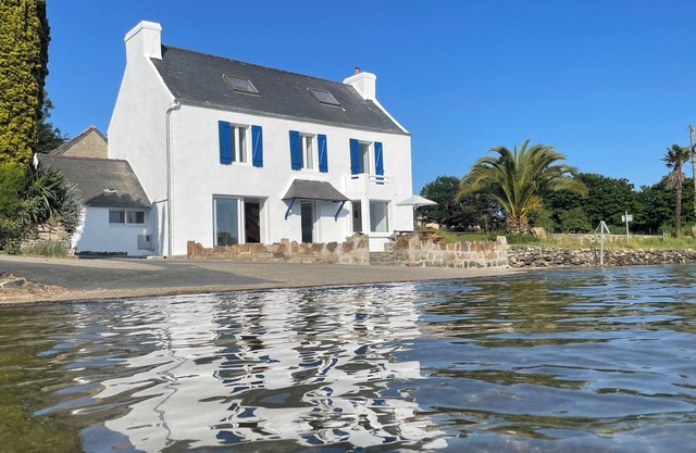 Maison les Pieds Dans L'eau