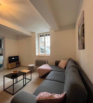 Maison normande silex proche de la mer