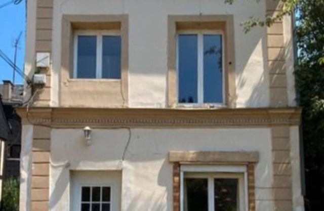 Maison + Parking. Le Calme de la Campagne à un pas de la Gare