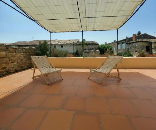 Maison provençale, jardin arboré et terrasses proche Grignan 8-10 pers