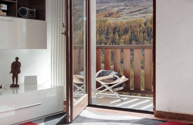 Maison Skis Aux Pieds - Ski-in/ski-out with balcony, garage, ski desposit