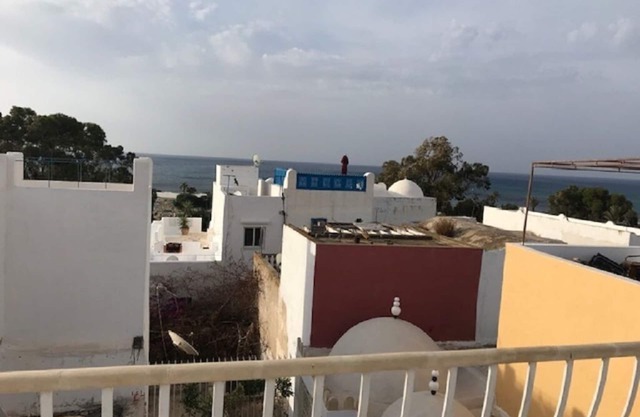 Maison Sofie a stone's throw from the beach